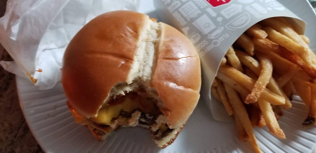Jack in the Box | restaurant | 2308 Northpark Dr, Kingwood, TX 77339, USA | 2813595225 OR +1 281-359-5225