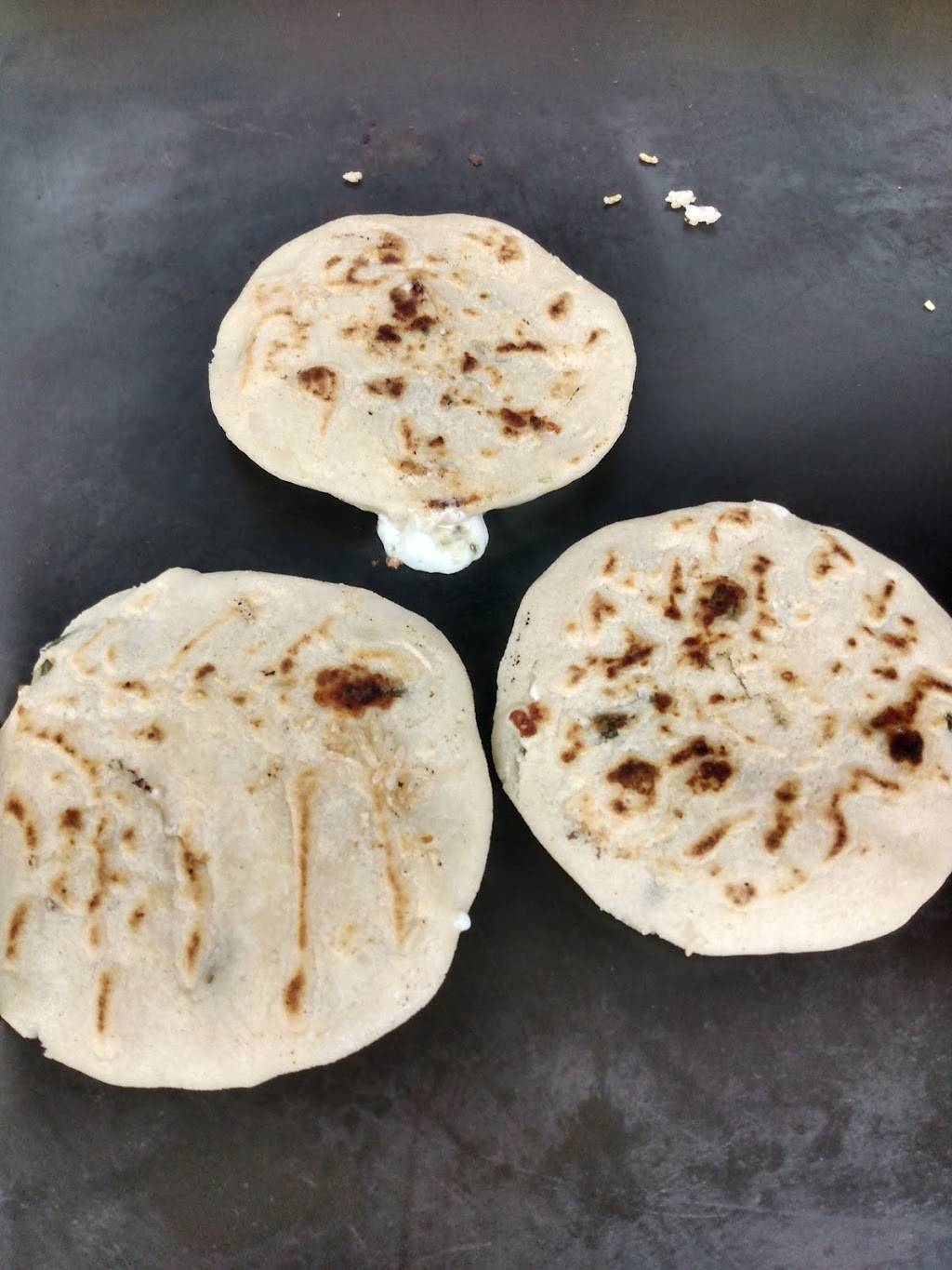 Tacos y Pupusas Kamila | restaurant | 12355 Fondren Rd, Houston, TX 77035, USA | 8329496629 OR +1 832-949-6629