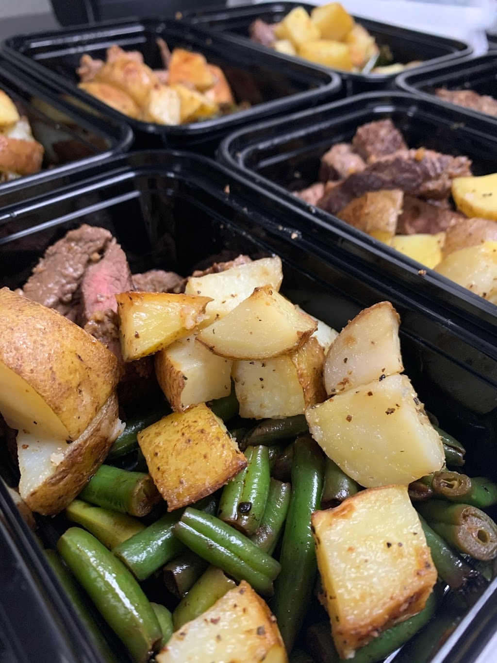 The Liberation Kitchen | restaurant | 13330 Ranchero Rd #8, Oak Hills, CA 92344, USA | 7607737500 OR +1 760-773-7500