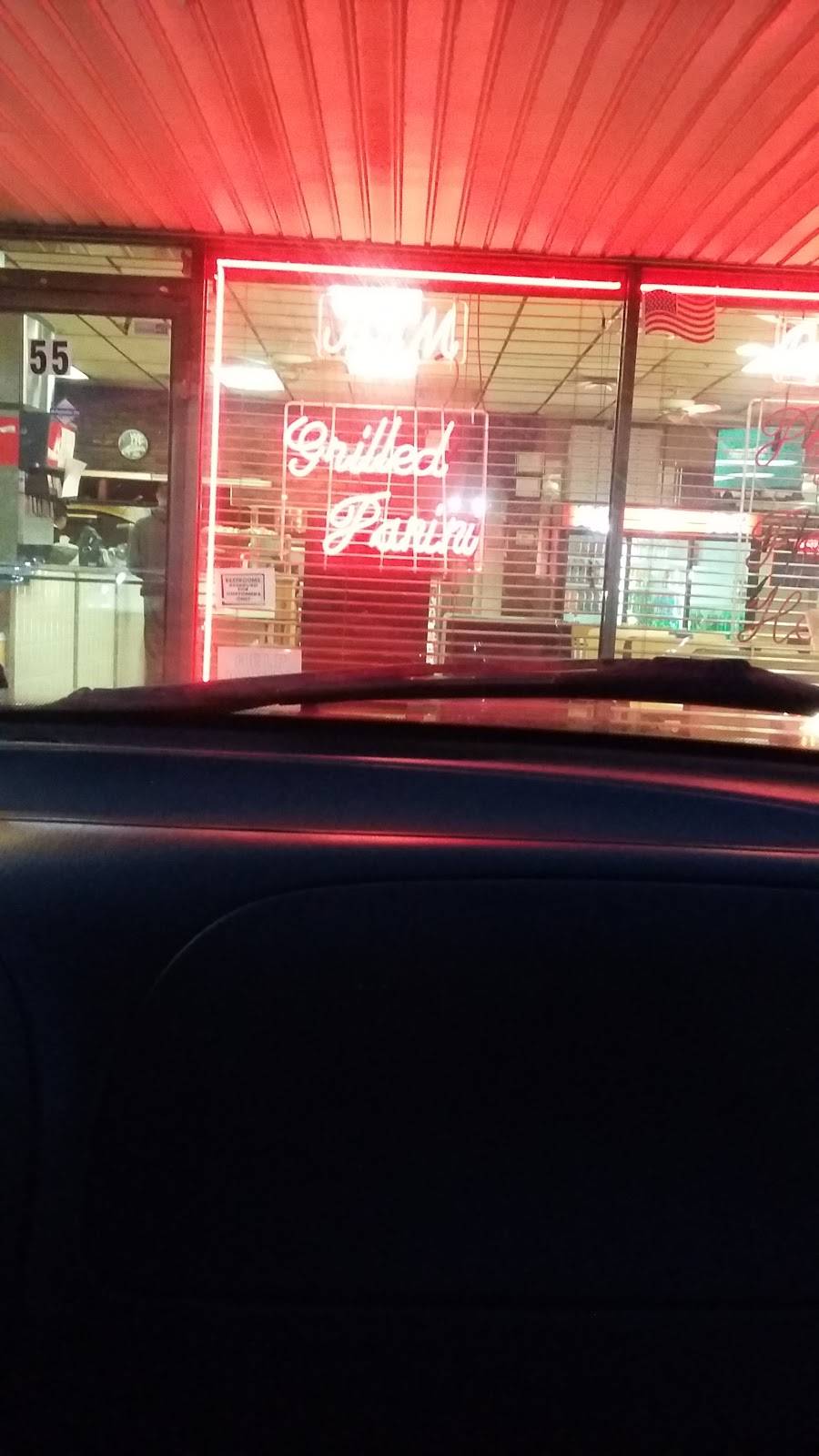 Romanos Pizza | restaurant | 55 Surrey Cir, Shirley, NY 11967, USA | 6313990888 OR +1 631-399-0888