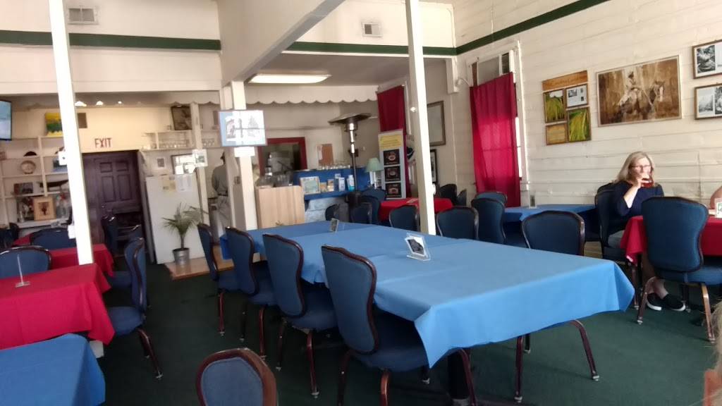 Gullah Grub Restaurant | restaurant | 877 Sea Island Pkwy, St Helena Island, SC 29920, USA | 8438383841 OR +1 843-838-3841