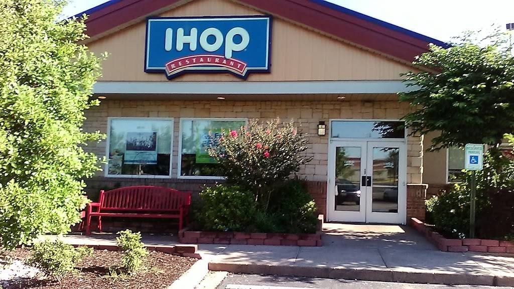 IHOP | restaurant | 2810 Wolf Creek Pkwy, Memphis, TN 38133, USA | 9012660400 OR +1 901-266-0400