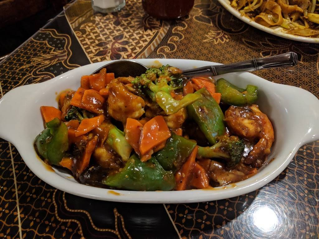 Chahaya Malaysia | restaurant | 1690 Montreal Rd, Gloucester, ON K1J 6N5, Canada | 6137420242 OR +1 613-742-0242