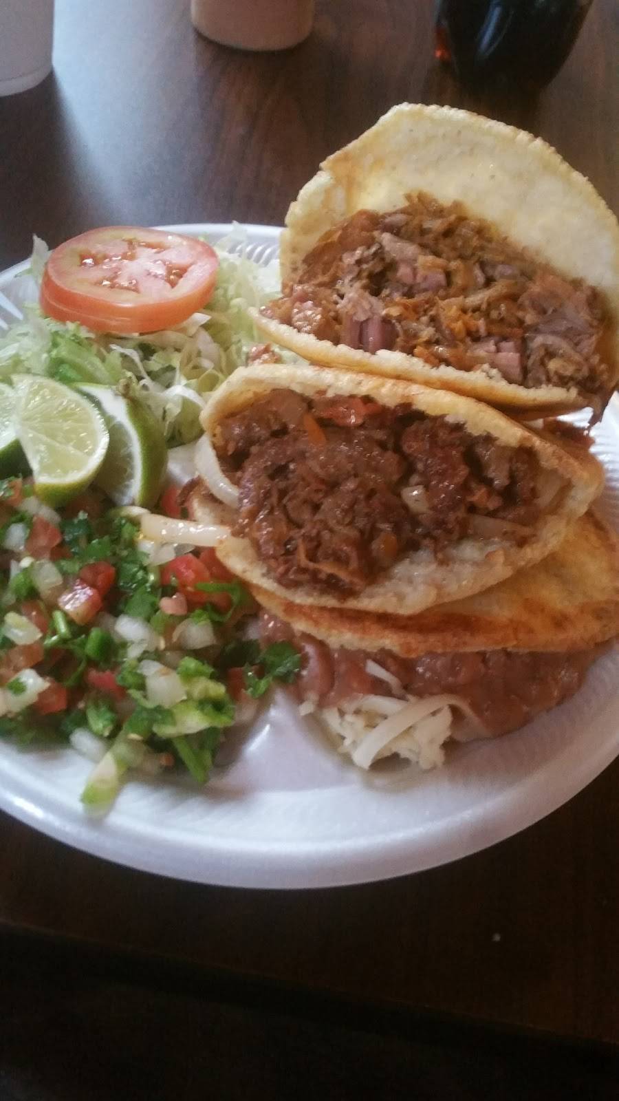 Tienda Oviedo | restaurant | 4415 Moulton St, Greenville, TX 75401, USA | 9034552950 OR +1 903-455-2950