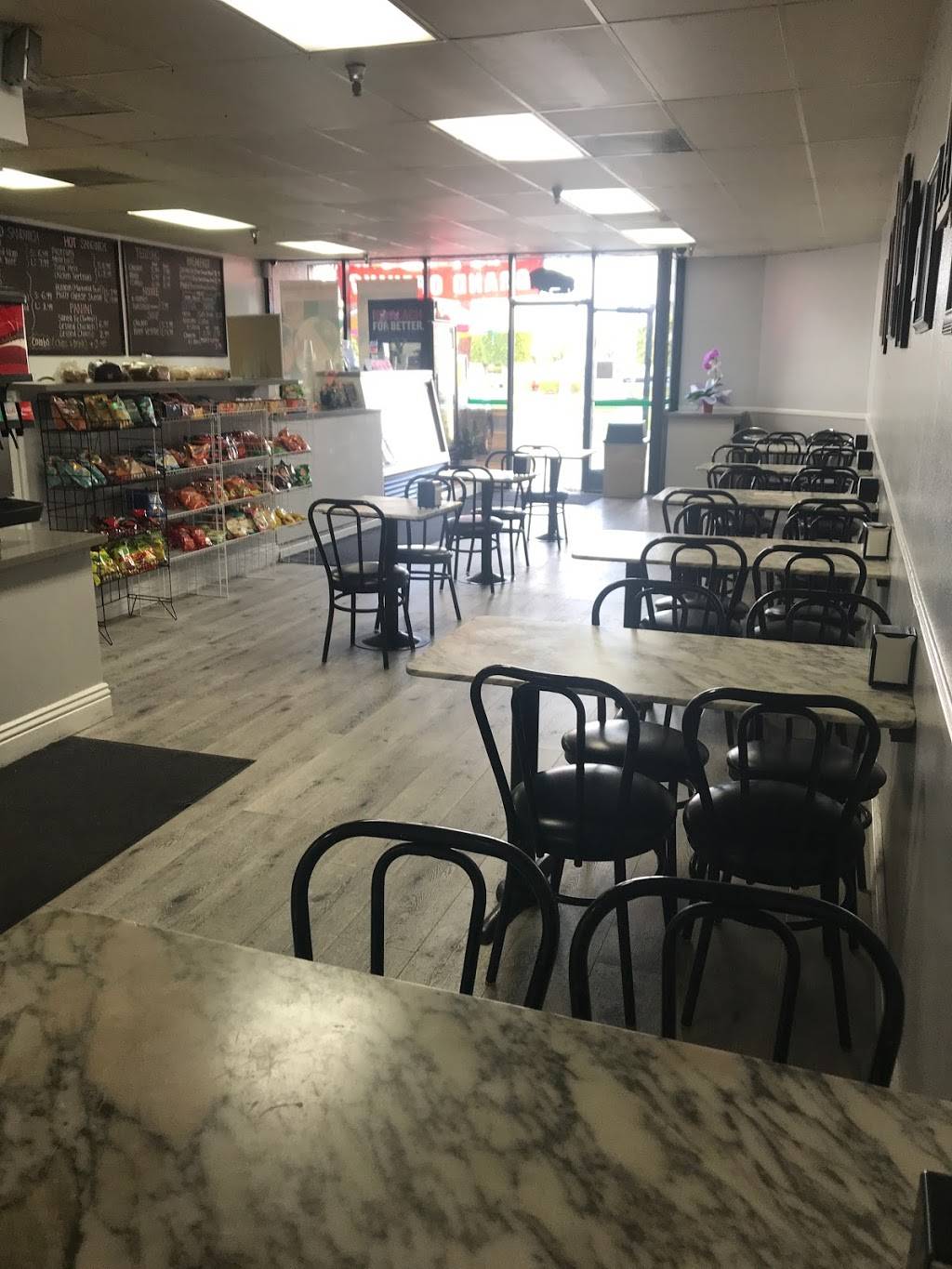 Moms Deli / Grab n Go | restaurant | 1261 N Lakeview Ave # L, Anaheim, CA 92807, USA | 7149705806 OR +1 714-970-5806