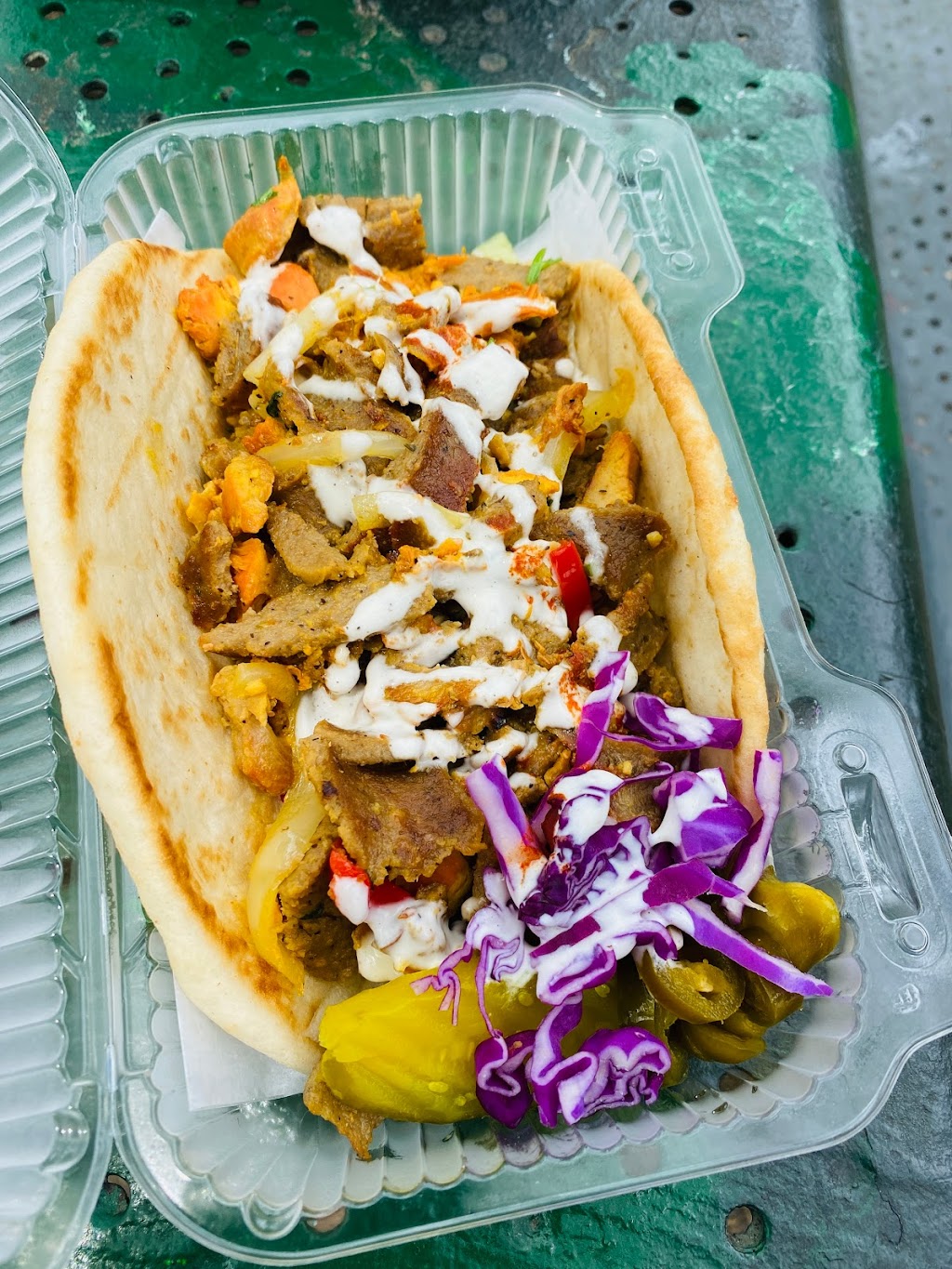 Mi Amor Halal Food Truck | restaurant | 50 River St, Brooklyn, NY 11249, USA | 3478795510 OR +1 347-879-5510