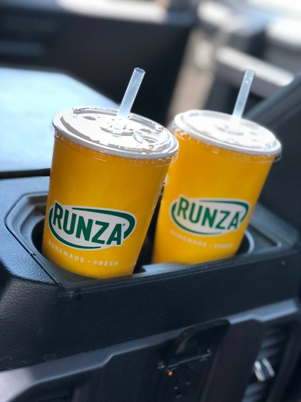 Runza Restaurant | restaurant | 900 Park Dr, Springfield, NE 68059, USA | 4022532303 OR +1 402-253-2303