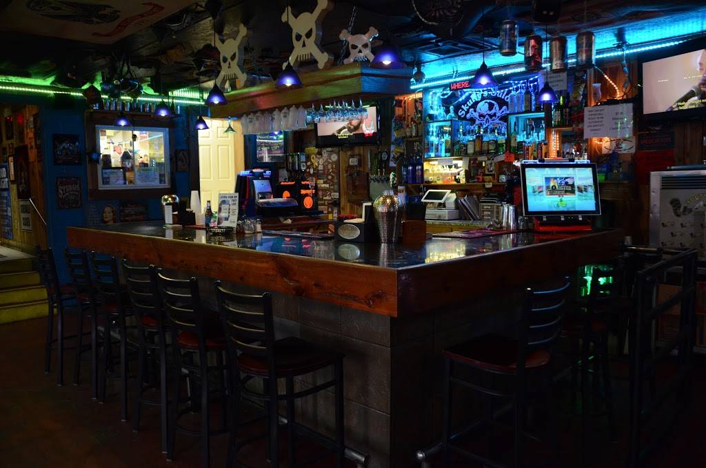 Skullys Saloon | restaurant | 333 Swinging Bridge Rd, Old Hickory, TN 37138, USA | 6158473585 OR +1 615-847-3585