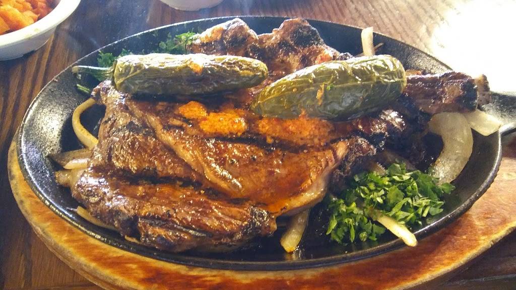 Ta-eem Grill | restaurant | 7422 Melrose Ave, Los Angeles, CA 90046, USA | 3239440013 OR +1 323-944-0013