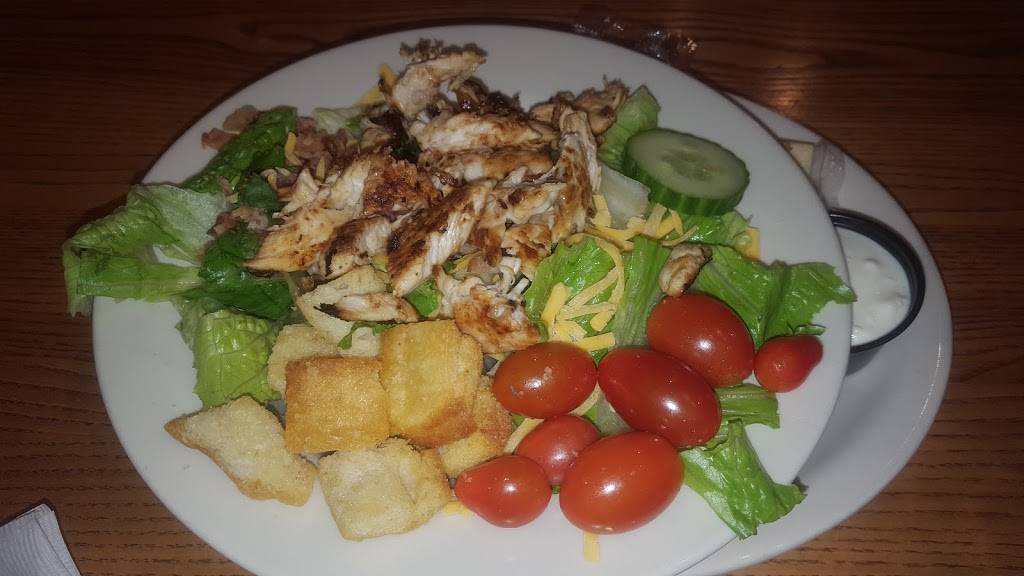 Cracker Barrel Old Country Store | restaurant | 325 Fort Loudoun Medical Center Dr, Lenoir City, TN 37772, USA | 8659883201 OR +1 865-988-3201