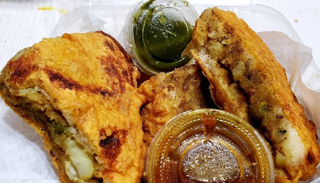 Delhi ki chaat | restaurant | dr Shokker back, parking lot, 3456 Mowry Ave, Fremont, CA 94538, USA | 5103647085 OR +1 510-364-7085