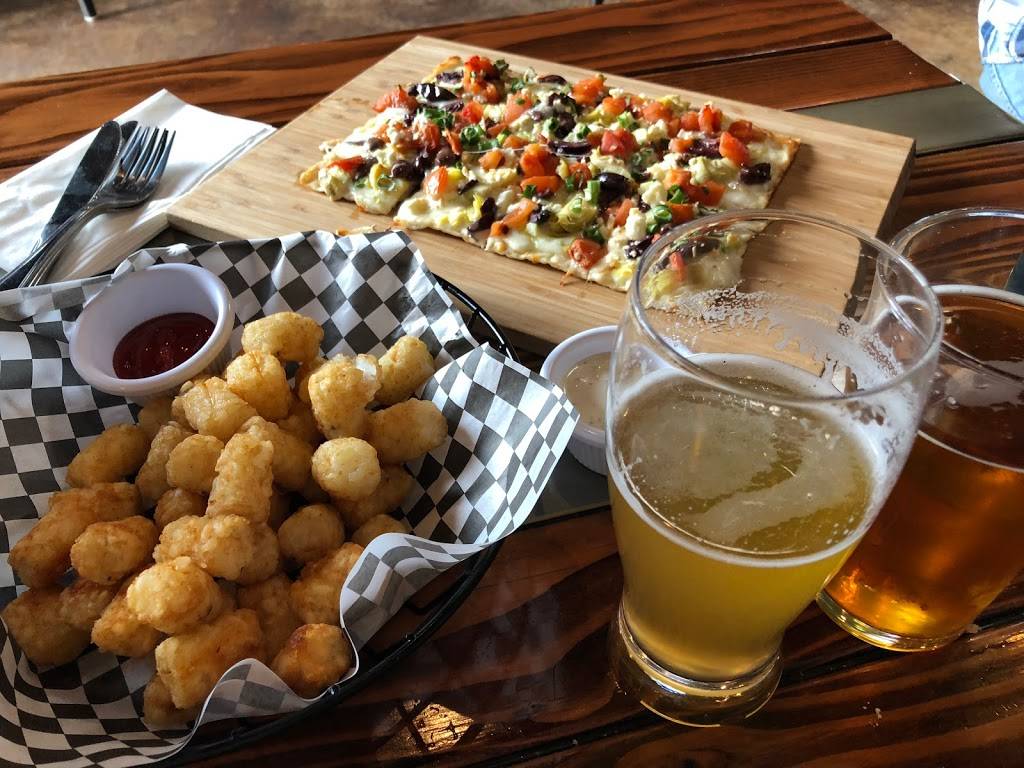 Barley & Bine Beer Cafe | restaurant | 7765 Bell Rd, Windsor, CA 95492, USA | 7076577774 OR +1 707-657-7774