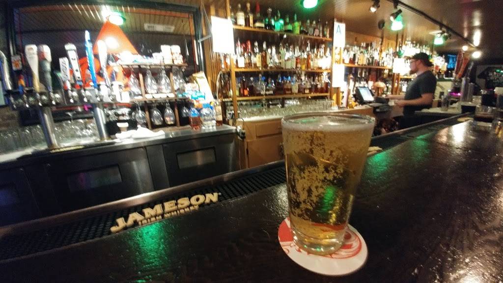 The Snug | restaurant | 4108 W Magnolia Blvd, Burbank, CA 91505, USA | 8185570018 OR +1 818-557-0018