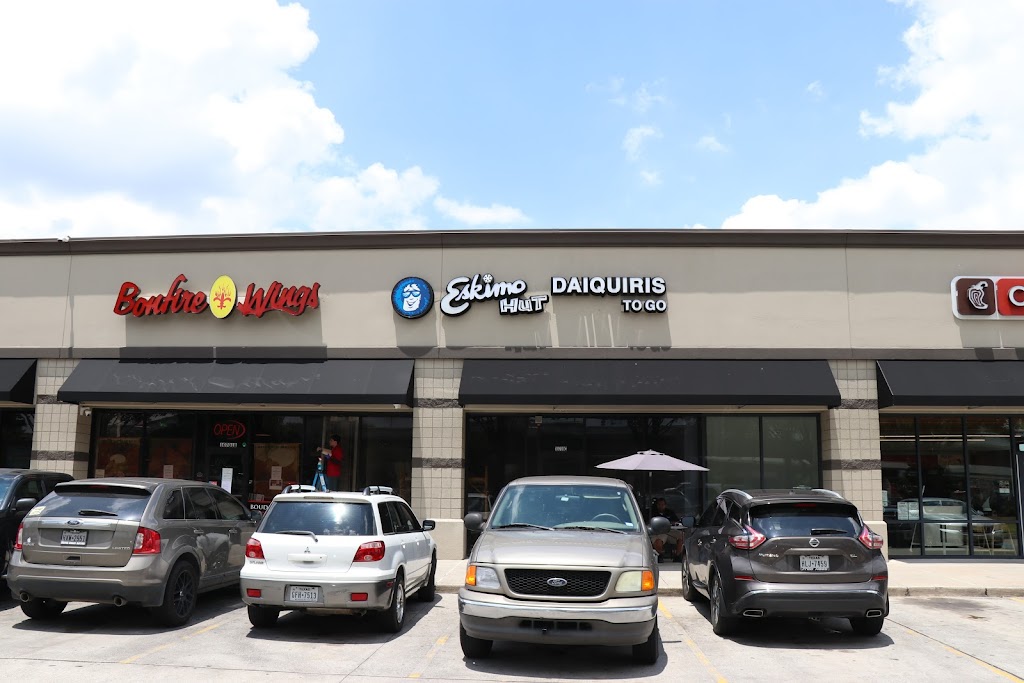 Eskimo Hut - Frozen Daiquiris To-Go | restaurant | 10701 North Fwy Suite C, Houston, TX 77037, USA | 3463529299 OR +1 346-352-9299