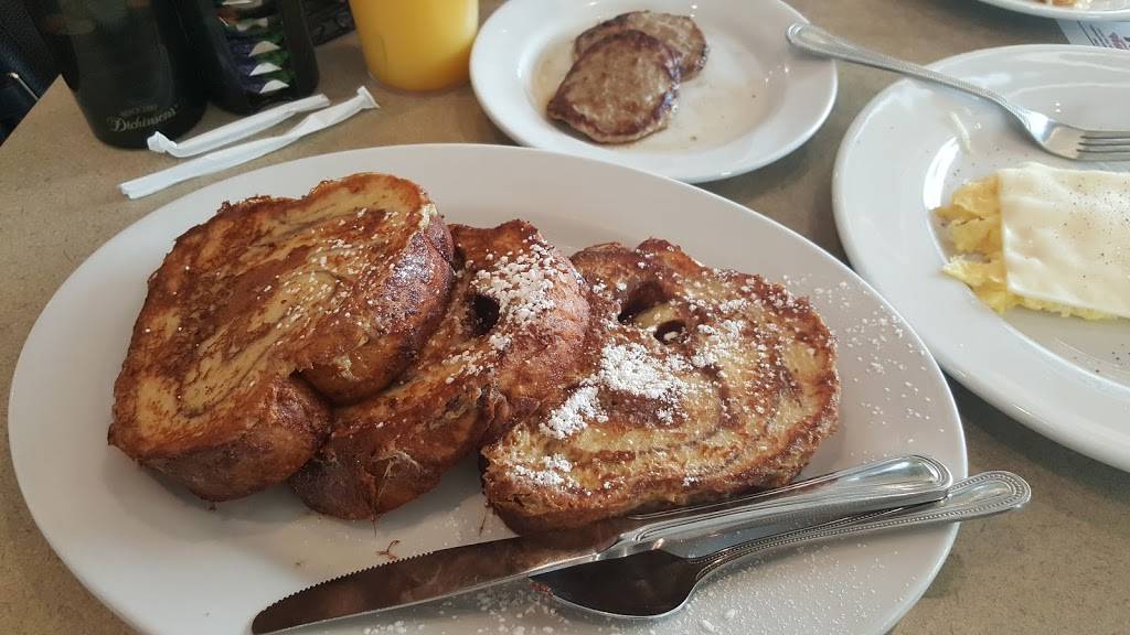 Lyndon City Line Diner | restaurant | 1370 Manheim Pike, Lancaster, PA 17601, USA | 7173934878 OR +1 717-393-4878