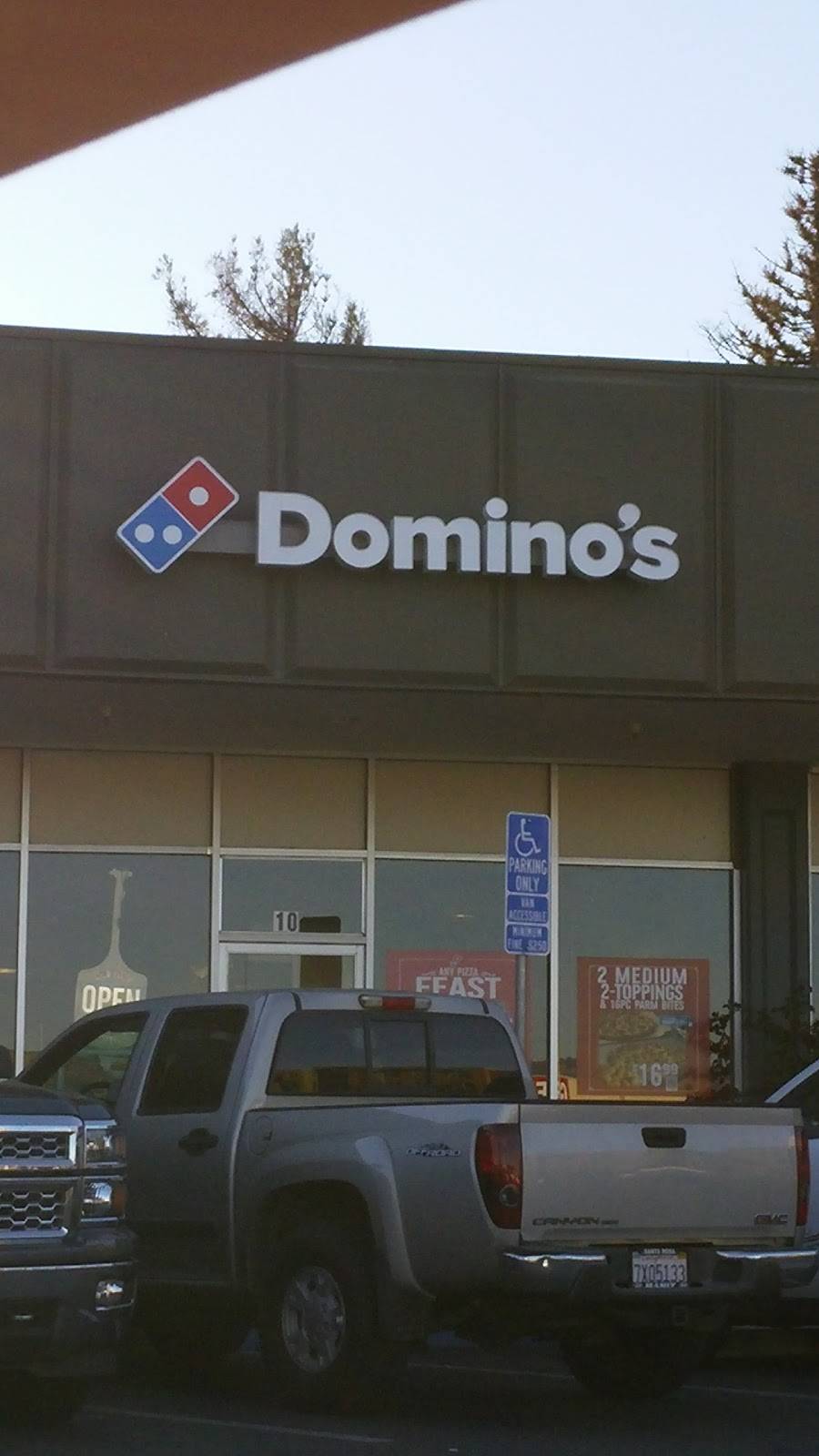 Dominos Pizza | meal delivery | 10 E Washington St, Petaluma, CA 94952, USA | 7077621000 OR +1 707-762-1000