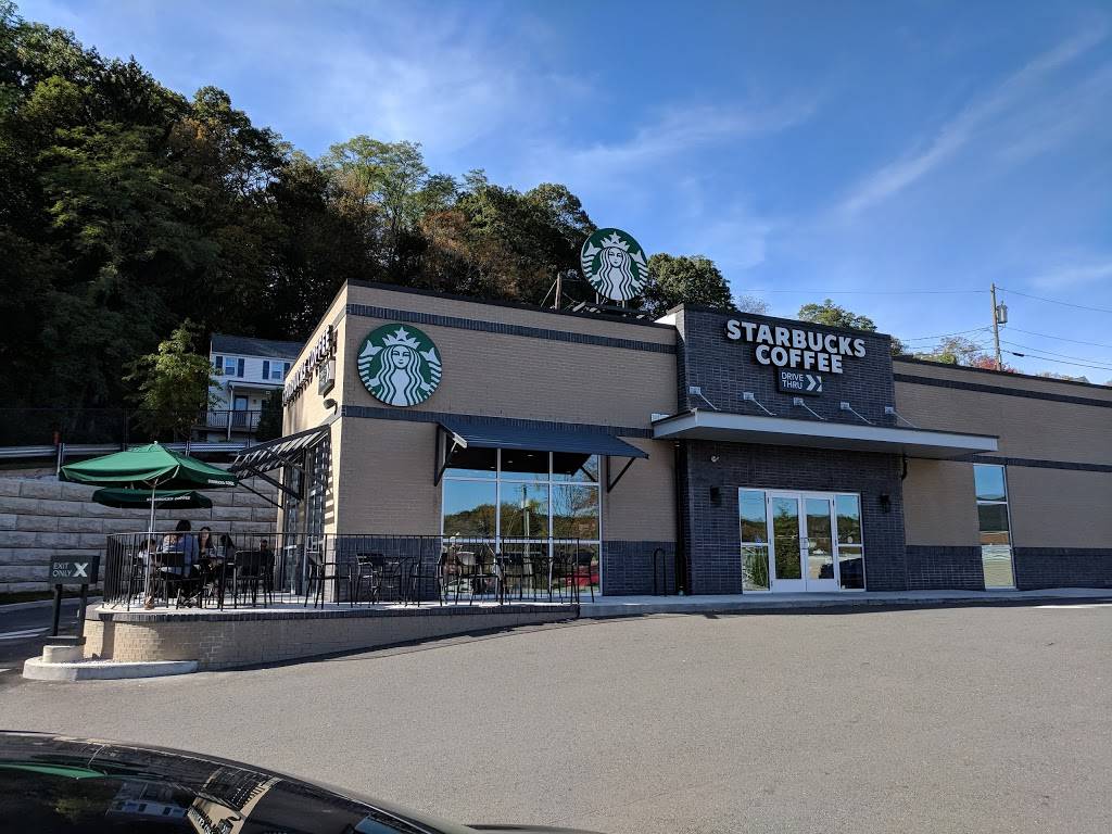 Starbucks | cafe | 109 North St, Danbury, CT 06811, USA | 4752895970 OR +1 475-289-5970