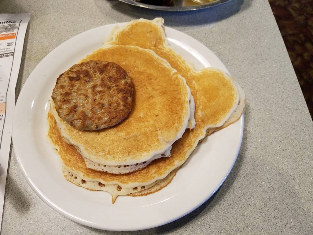 Manhattan Deli | restaurant | 8900 Mentor Ave # A, Mentor, OH 44060, USA | 4409740055 OR +1 440-974-0055