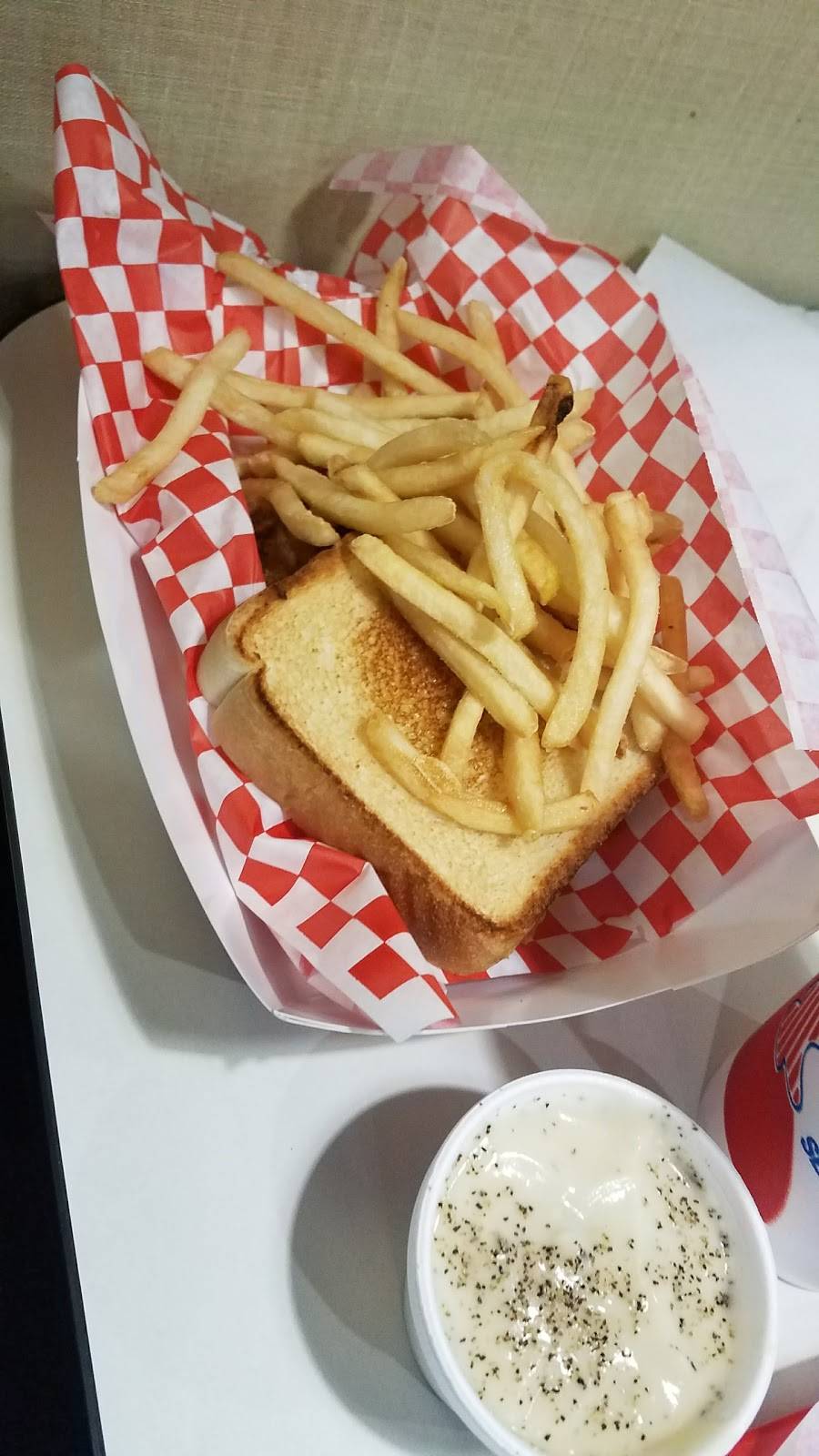 Griffs Hamburgers | restaurant | 2150 N Jupiter Rd, Garland, TX 75044, USA | 9725307886 OR +1 972-530-7886