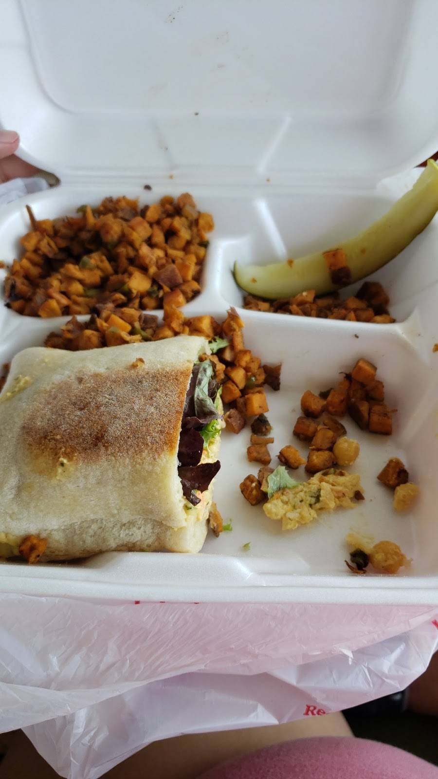 The Carrot Company | restaurant | 165 Cobblestone Ct Dr, Victor, NY 14564, USA | 5852230204 OR +1 585-223-0204