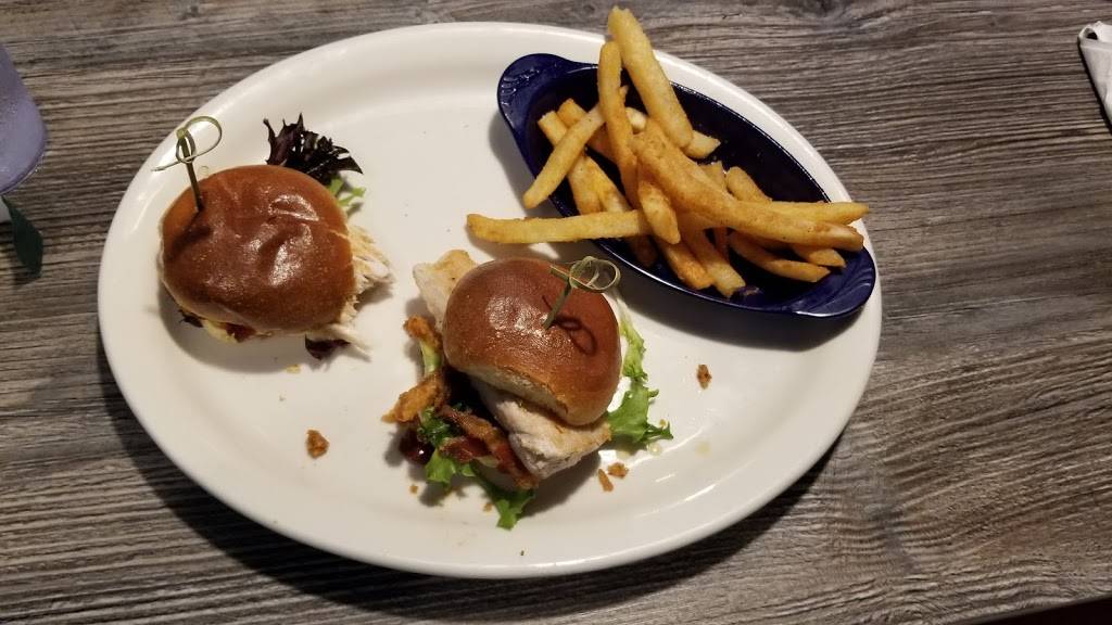 Mulligans Beach House | restaurant | 425 E Eau Gallie Blvd, Melbourne, FL 32937, USA | 3214254791 OR +1 321-425-4791