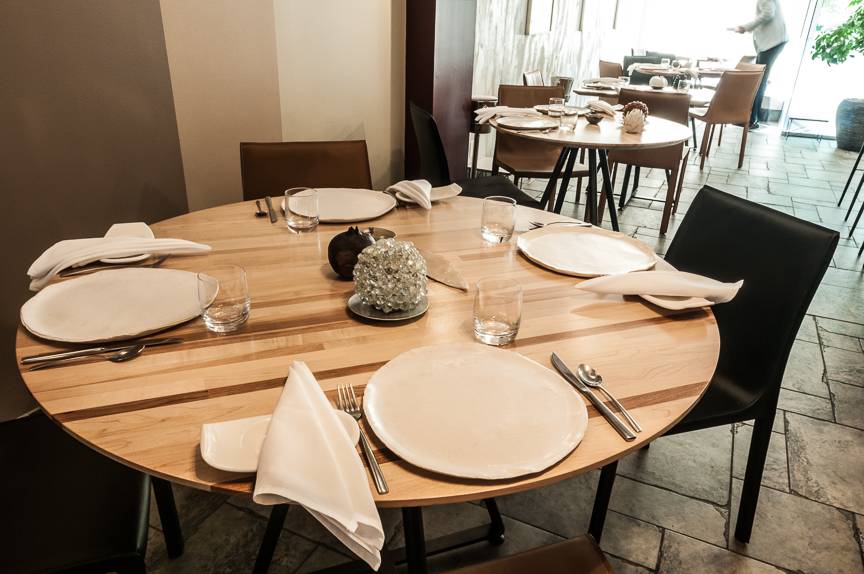 Chez Sophie | restaurant | 1974 Rue Notre-Dame Ouest, Montréal, QC H3J 1M8, Canada | 4383802365 OR +1 438-380-2365