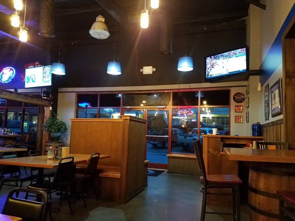 Big Blue Smokehouse | restaurant | 123 Corporate Dr Suite 101, Hazard, KY 41701, USA | 6064871200 OR +1 606-487-1200