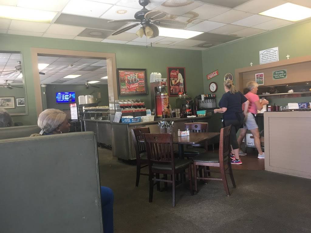 Lunch Box | restaurant | 180 Macon Ave, Jackson, GA 30233, USA | 7705041655 OR +1 770-504-1655