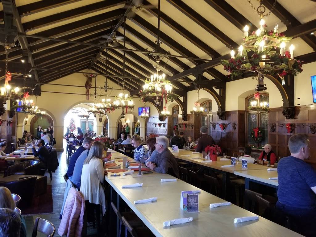 Das Bevo | restaurant | 4749 Gravois Ave, St. Louis, MO 63116, USA | 3148322251 OR +1 314-832-2251