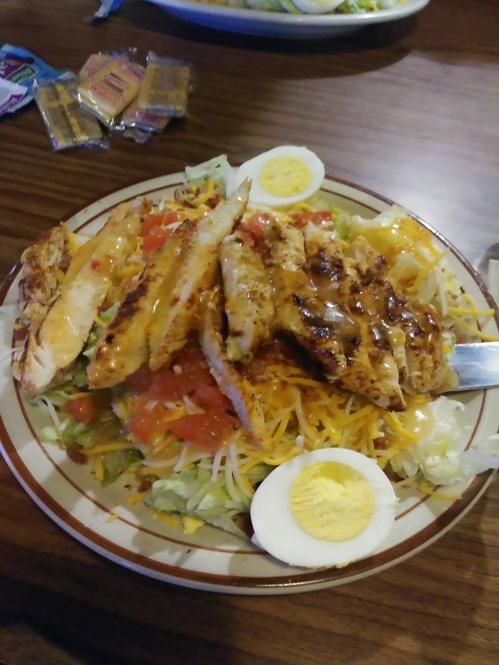 Rockin C Bar & Grill | restaurant | 217 Main St, Garden City, MO 64747, USA | 8167732099 OR +1 816-773-2099