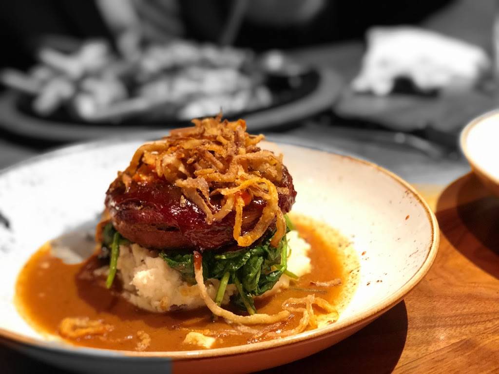 Lazy Dog Restaurant & Bar | restaurant | 240 S State College Blvd, Brea, CA 92821, USA | 7145299300 OR +1 714-529-9300