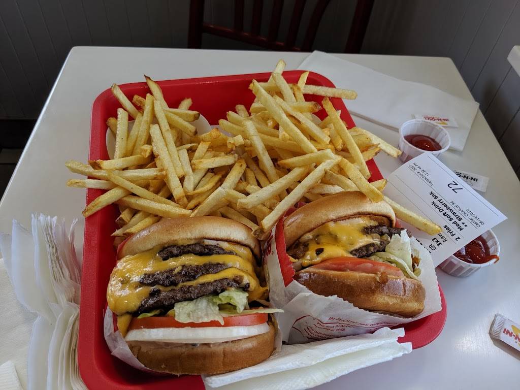 In-N-Out Burger | restaurant | 957 Topsy Ln, Carson City, NV 89705, USA | 8007861000 OR +1 800-786-1000