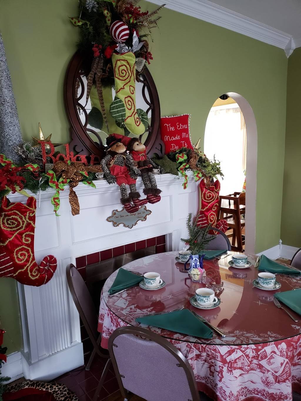 Lulus Tea Room | cafe | 3703 W Beaver Creek Dr, Powell, TN 37849, USA | 8659475858 OR +1 865-947-5858