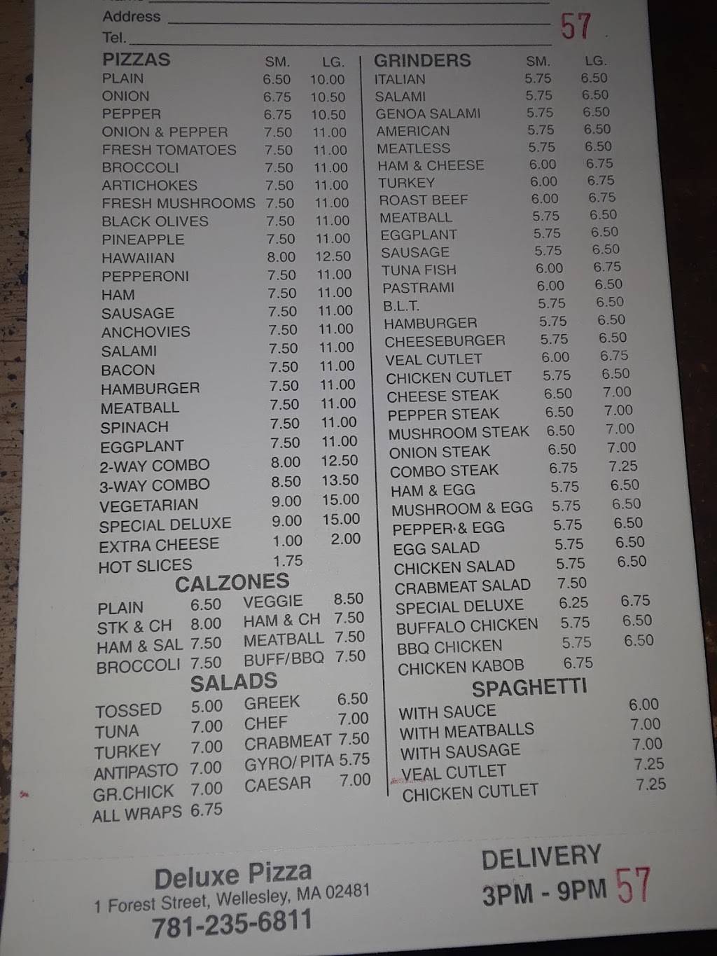 Deluxe Pizza | restaurant | 1 Forest St, Wellesley, MA 02481, USA | 7812356811 OR +1 781-235-6811