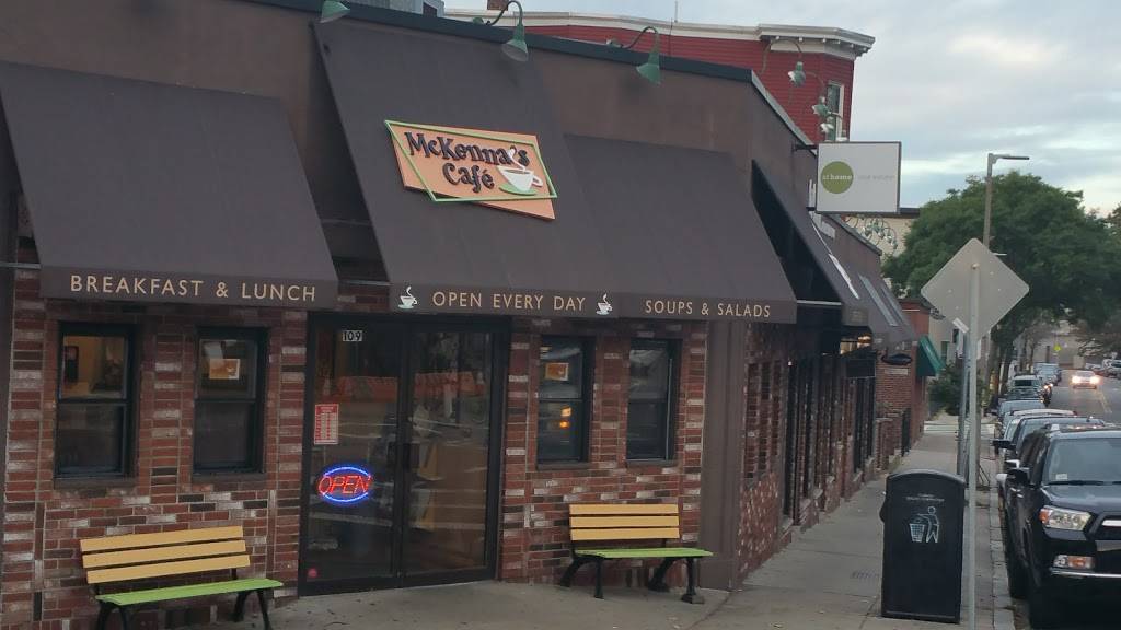 McKennas Cafe | cafe | 109 Savin Hill Ave, Dorchester, MA 02125, USA | 6178258218 OR +1 617-825-8218