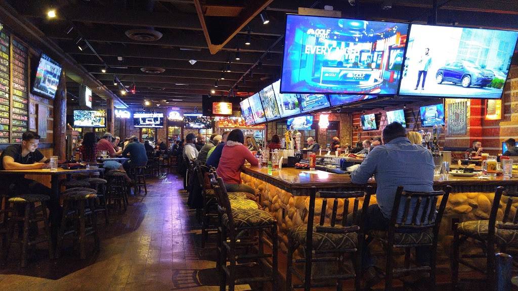 Twin Peaks Winston-Salem | restaurant | 1915 Hampton Inn Ct, Winston-Salem, NC 27103, USA | 3363069183 OR +1 336-306-9183