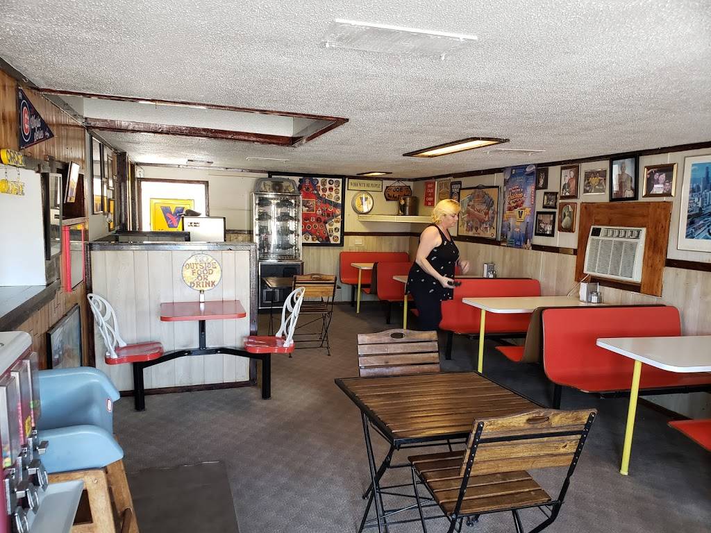 Higley Hot Dog | restaurant | 3105 E Williams Field Rd, Gilbert, AZ 85295, USA | 4809883133 OR +1 480-988-3133