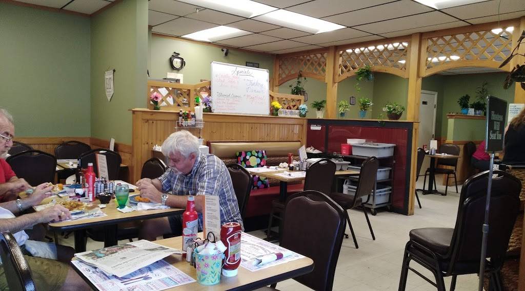 Frans Restaurant | restaurant | 1485 Lisbon St, Lewiston, ME 04240, USA | 2077860667 OR +1 207-786-0667