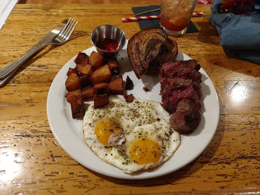 Birch & Maple | restaurant | 727 Main St, Frankfort, MI 49635, USA | 2313990399 OR +1 231-399-0399