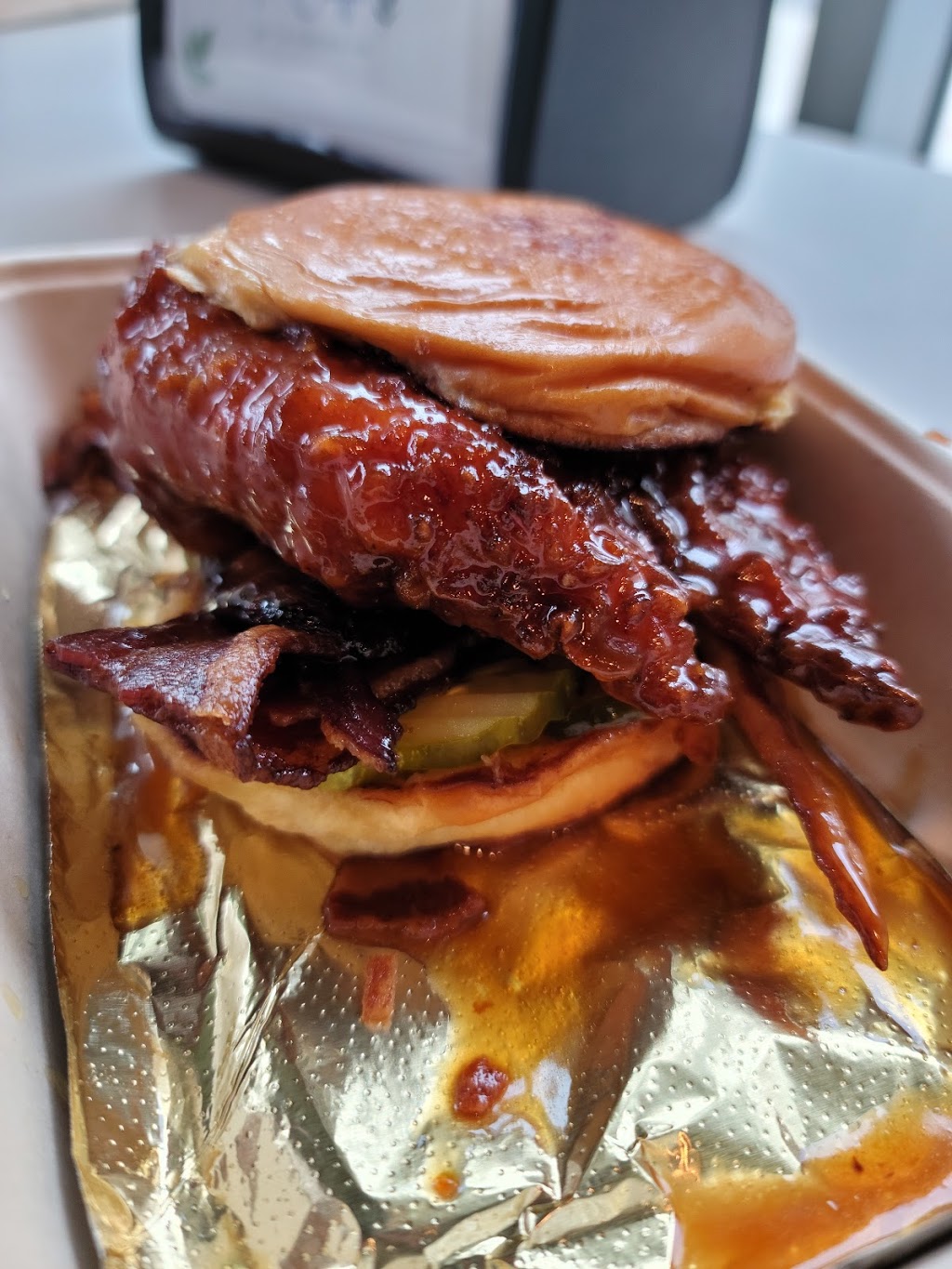 Queen Mothers Restaurant | restaurant | 918 S Lincoln St #2, Arlington, VA 22204, USA | 7039978474 OR +1 703-997-8474