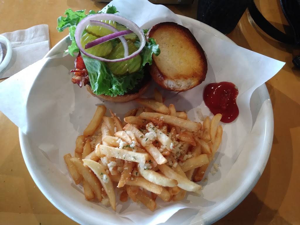 Monsoon Burger | restaurant | 321 Texas St, Fairfield, CA 94533, USA | 7074299888 OR +1 707-429-9888