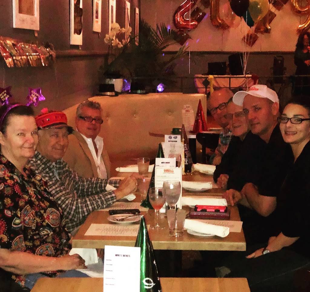 Shrimpys Bar & Grill | restaurant | 18585 Coastal Highway, Midway Shopping Center, Rehoboth Beach, DE 19971, USA | 3023135124 OR +1 302-313-5124