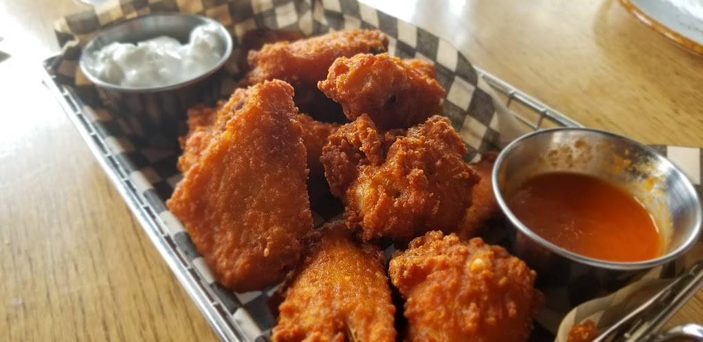 Meeting at Market | restaurant | 120 Market St, Charleston, SC 29401, USA | 8437247205 OR +1 843-724-7205