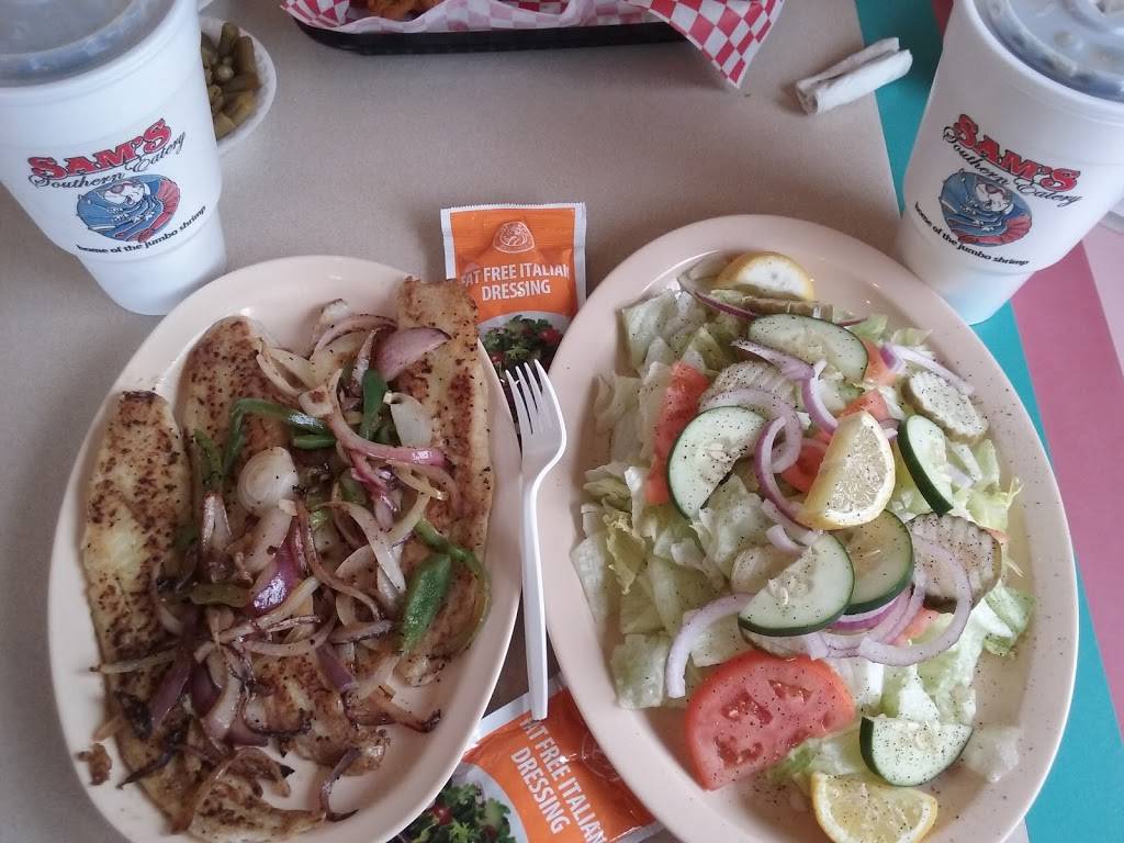 Sams Southern Eatery | restaurant | 2303 US-79, Henderson, TX 75654, USA | 9037222372 OR +1 903-722-2372