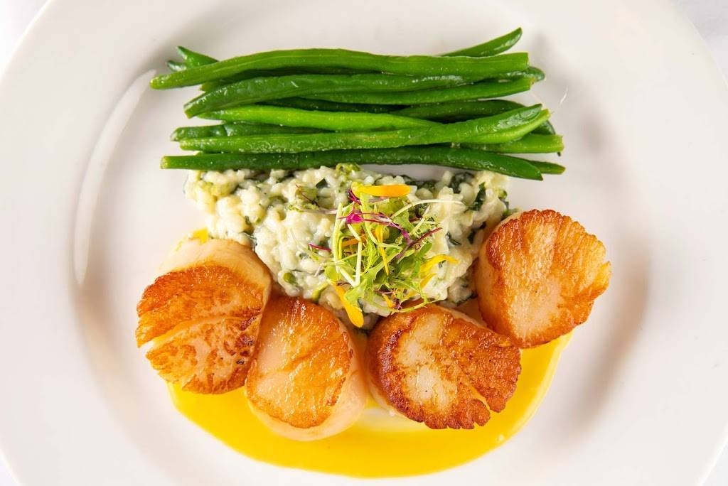 Bayside Seafood Grill & Bar | restaurant | 4270 Gulf Shore Blvd N, Naples, FL 34103, USA | 2396495552 OR +1 239-649-5552