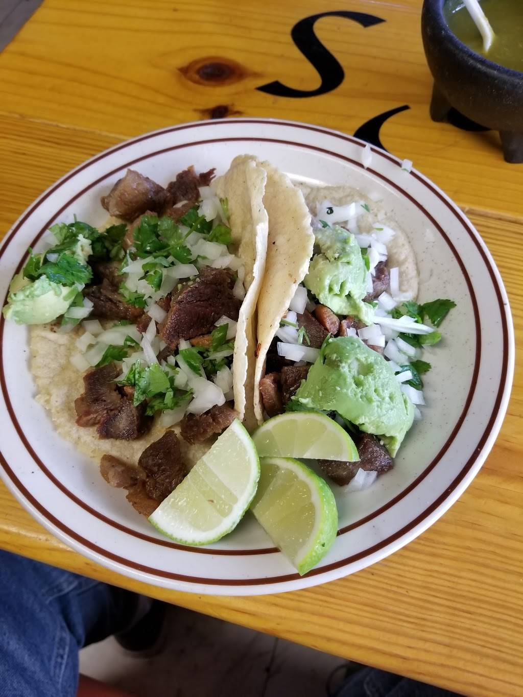 Martines Tacos | restaurant | 6260 FM1283, Lakehills, TX 78063, USA | 2103710329 OR +1 210-371-0329