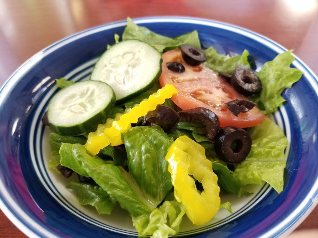 Ninos Pizza & Restaurant | restaurant | 6194 Edgewater Dr, Orlando, FL 32810, USA | 4072537363 OR +1 407-253-7363