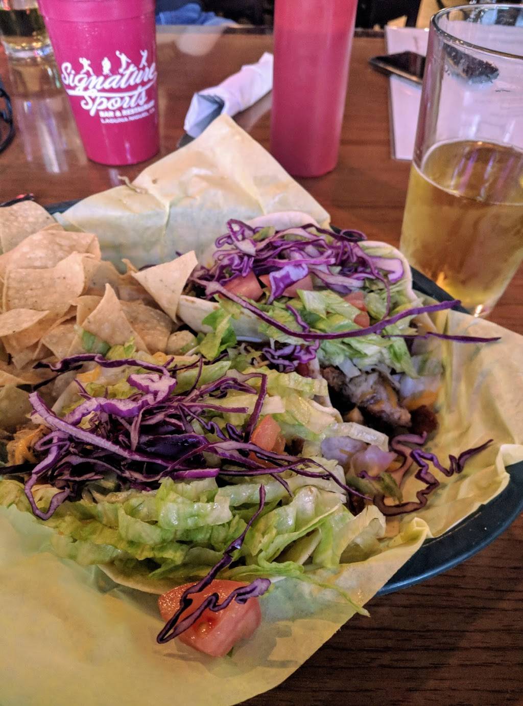 Signature Sports Bar & Restaurant | cafe | 30100 Town Center Dr, Laguna Niguel, CA 92677, USA | 9498918284 OR +1 949-891-8284