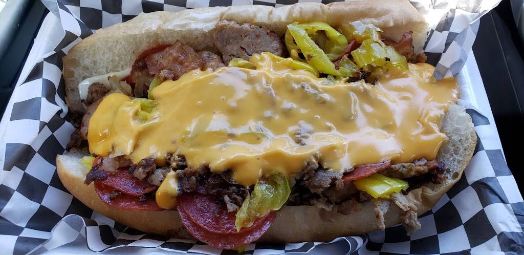 Barrys Cheesesteaks | restaurant | 1161 S 2nd St, Louisville, KY 40203, USA | 5026182288 OR +1 502-618-2288