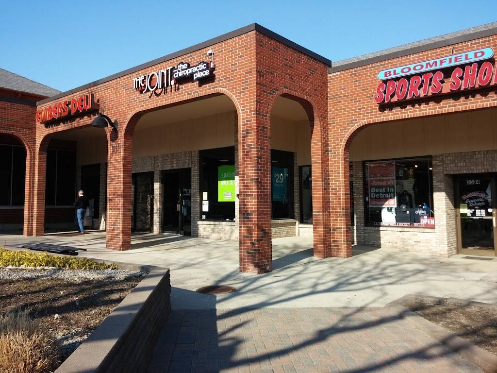 Embers Deli | restaurant | 3598 W Maple Rd, Bloomfield Hills, MI 48301, USA | 2486451033 OR +1 248-645-1033